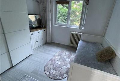 Apartament cu 2 camere decomandat în 1 Decembrie 1918
