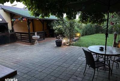 Casă cu 4 camere cu Teren 250 Mp în Central