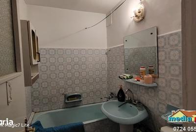 Apartament cu 3 camere decomandat în Țiglina 2