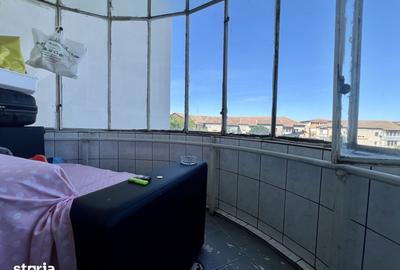 Garsonieră decomandată în Soarelui