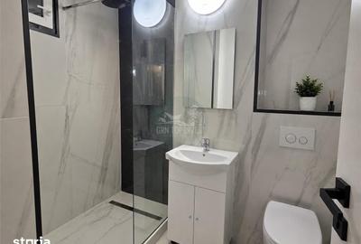 Apartament cu 3 camere decomandat în Ștrand