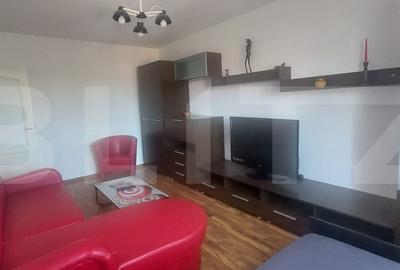 Apartament cu 3 camere decomandat, mobilat în Nufărul