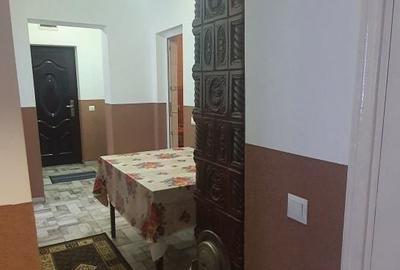 Apartament cu 3 camere decomandat în Central - 2