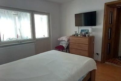 Apartament cu 3 camere decomandat în Casa de Cultură - 7