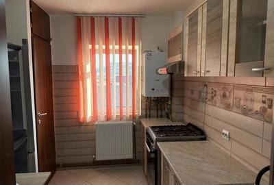 Apartament cu 2 camere decomandat în Mihai Viteazul