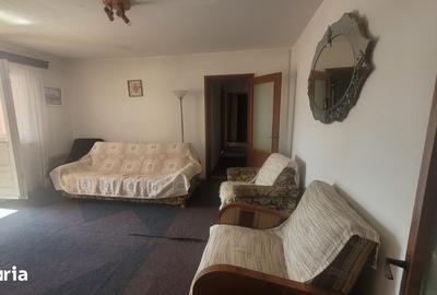 Apartament cu 3 camere în Marghiloman