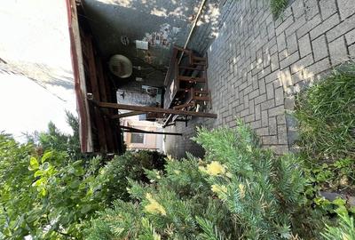 Casă cu Teren 300 Mp în Central