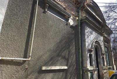 Casă cu 4 camere decomandat în Exterior Vest - 2
