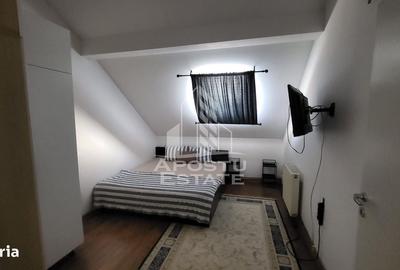 Apartament cu 3 camere în Lipovei