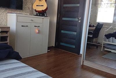Apartament cu 3 camere semidecomandat în Central - 2