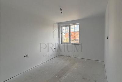 Casă cu 4 camere în Central - 2