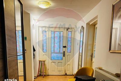 Casă cu 6 camere cu Teren 3548 Mp în Sănduleni - 1
