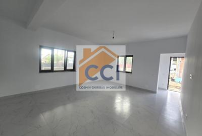 Casă cu 3 camere în Central