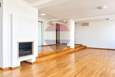 Apartament cu 3 camere decomandat în Floreasca