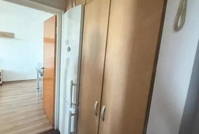 Apartament cu 2 camere decomandat în Drumul Taberei