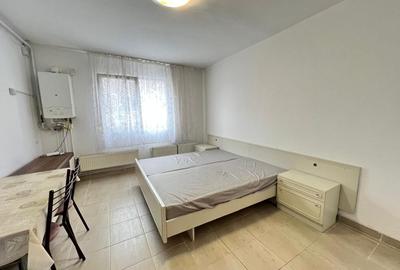 Garsonieră decomandată, mobilată în Dâmbul Rotund