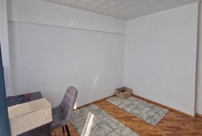 Apartament cu 3 camere decomandat, mobilat în Burdujeni - 3