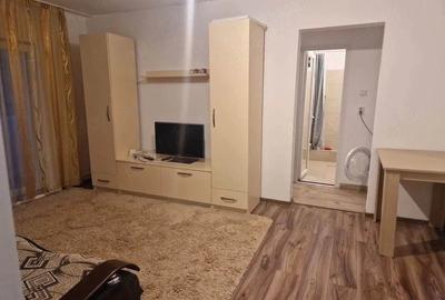 Apartament cu 2 camere nedecomandat în Central