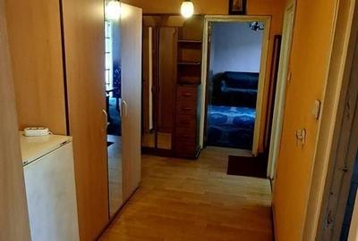 Apartament cu 2 camere decomandat în Trivale