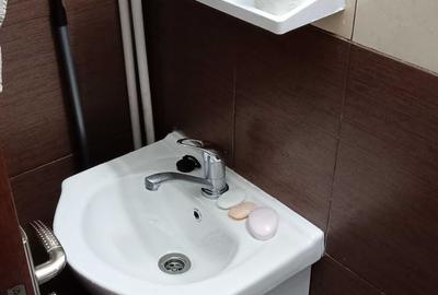 Garsonieră decomandată în Central - 3