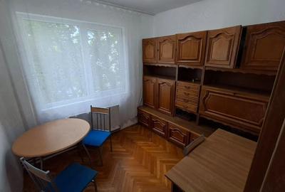 Apartament cu 2 camere semidecomandat în Complex Studențesc