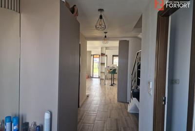 Duplex cu 5 camere cu Teren 336 Mp în Moșnița Veche - 19