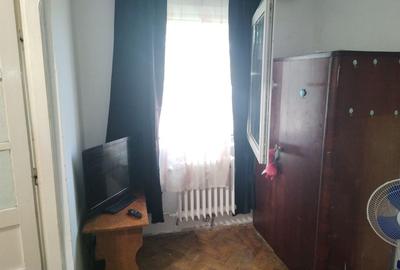 Apartament cu 2 camere nedecomandat în Șagului