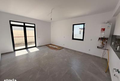 Casă cu 4 camere cu Teren 353 Mp în Berceni - 2