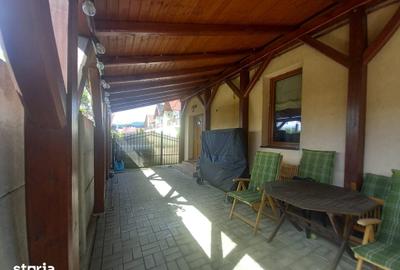 Casă cu 4 camere cu Teren 300 Mp în Vasile Alecsandri