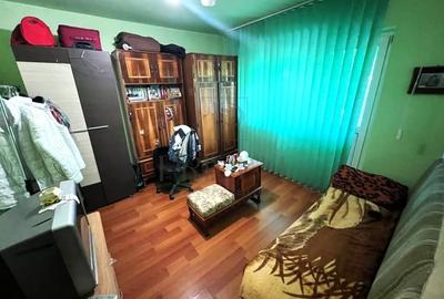 Apartament cu 3 camere decomandat în Aradului - 4