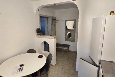 Apartament cu 2 camere semidecomandat în Take Ionescu