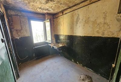 Apartament cu 2 camere semidecomandat în Micro I - 14