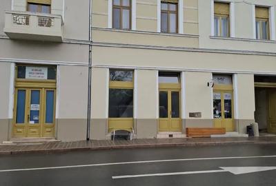 Spațiu comercial, de 48 mp, în Ultracentral - 9