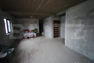 Casă cu 3 camere cu Teren 333 Mp în Șimnicu de Sus
