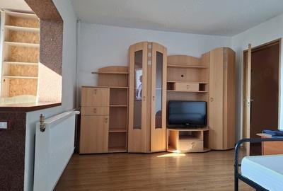 Garsonieră decomandată în Central - 3