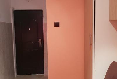 Garsonieră nedecomandată în Micro 19 - 1
