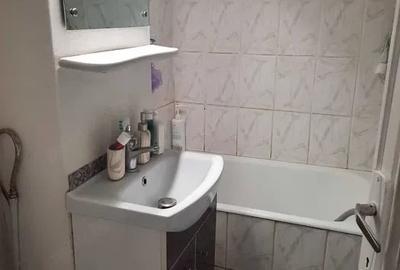 Garsonieră decomandată în Confecții - 2