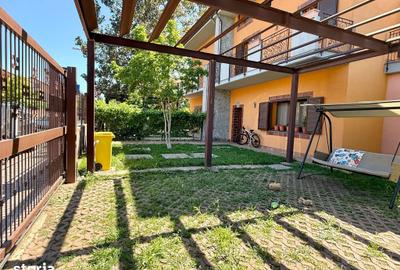 Casă cu 6 camere cu Teren 674 Mp în Delfinariu