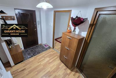 Apartament cu 2 camere decomandat în Traian - 3