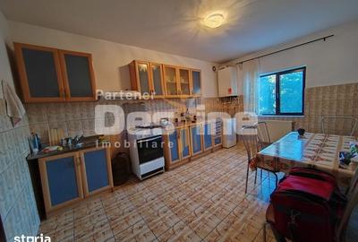 Casă cu 4 camere cu Teren 635 Mp în Bucium