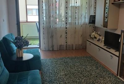 Apartament cu 3 camere decomandat în Olteni - 6