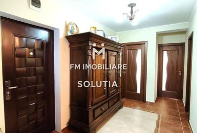 Apartament cu 3 camere decomandat în Valea Borcutului - 11