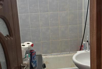 Garsonieră decomandată, mobilată în Rovine - 1