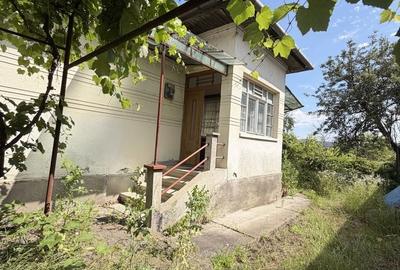 Casă cu 6 camere cu Teren 800 Mp în Central - 1