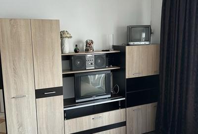 Apartament cu 2 camere decomandat în Central - 3