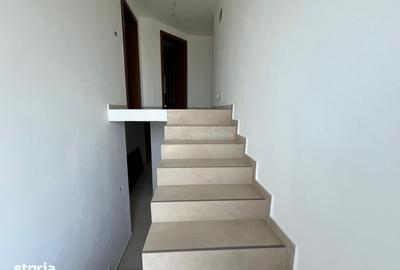 Casă cu 7 camere decomandat cu Teren 600 Mp în Central