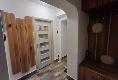 Apartament cu 2 camere decomandat în Exterior Vest