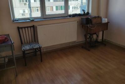Apartament cu 2 camere decomandat, mobilat în Radu Negru - 1