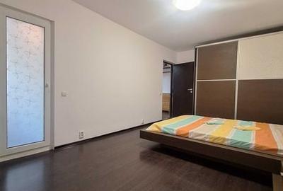 Apartament cu 3 camere decomandat în Crângași