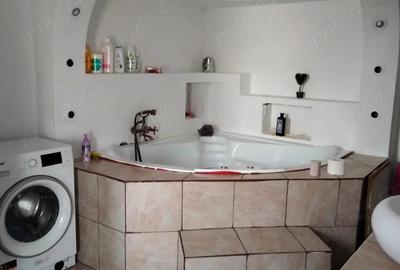 Casă cu 5 camere cu Teren 550 Mp în Colentina